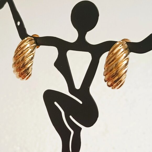 Sarah Coventry Gold Ribbed Earrings Small Vintage Stud/Post - Picture 4 of 9